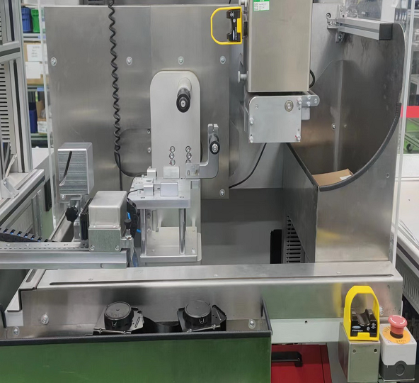 實(shí)驗(yàn)室檢測儀器裝備